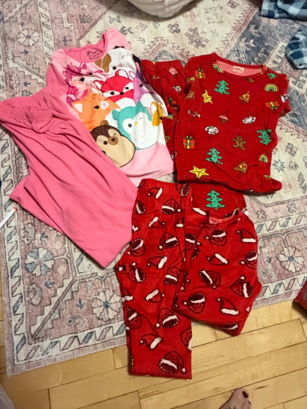 Pjs - Picture 1 of 4